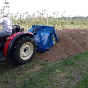 Distribuidores de abono, estiércol y fertilizante, para viñedos, frutales, etc. maquinaria rural para el campo
