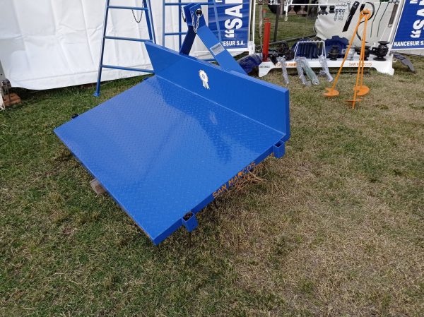 Uñas bins para fardos, pallet y carga en general, maquinaria para el agro - Imagen 4