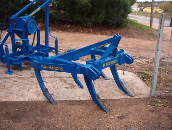 Cinceles, cultivadores y vibro, maquinaria rural para el campo - Imagen 9
