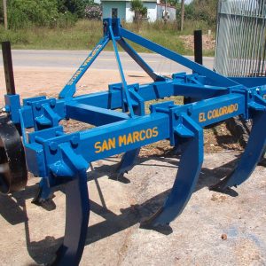 Cinceles, cultivadores y vibro, maquinaria rural para el campo