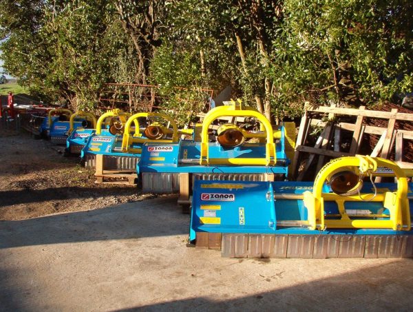 Trituradores de ramas para el sector agrícola y forestal marca ZANON origen Italia - Imagen 3